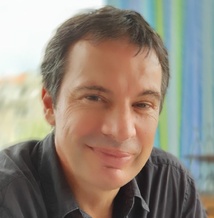 Les grands entretiens: Pr Pierre Castelnau, recueillis par Gérard FITOUSSI.